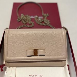 Salvatore Ferragamo mini vara bow bag in macadamia